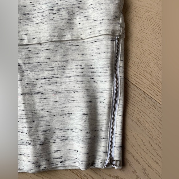 ARITZIA Wilfred Campagne Zipper Pencil Skirt - Heather White Mark - 0 - Picture 5 of 5